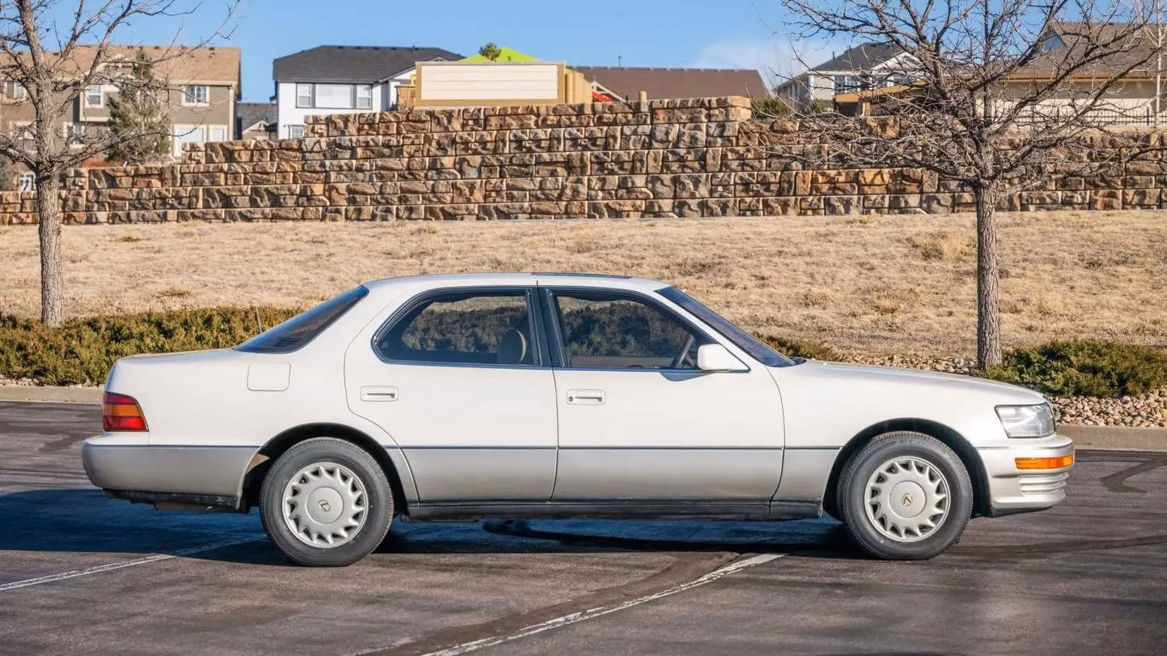 my-journey-into-the-legendary-reliability-of-the-lexus-ls400-and-beyond-image-2