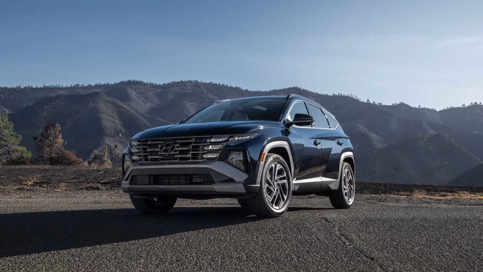 the-rise-of-hybrid-suvs-why-these-underrated-powerhouses-are-the-future-image-1