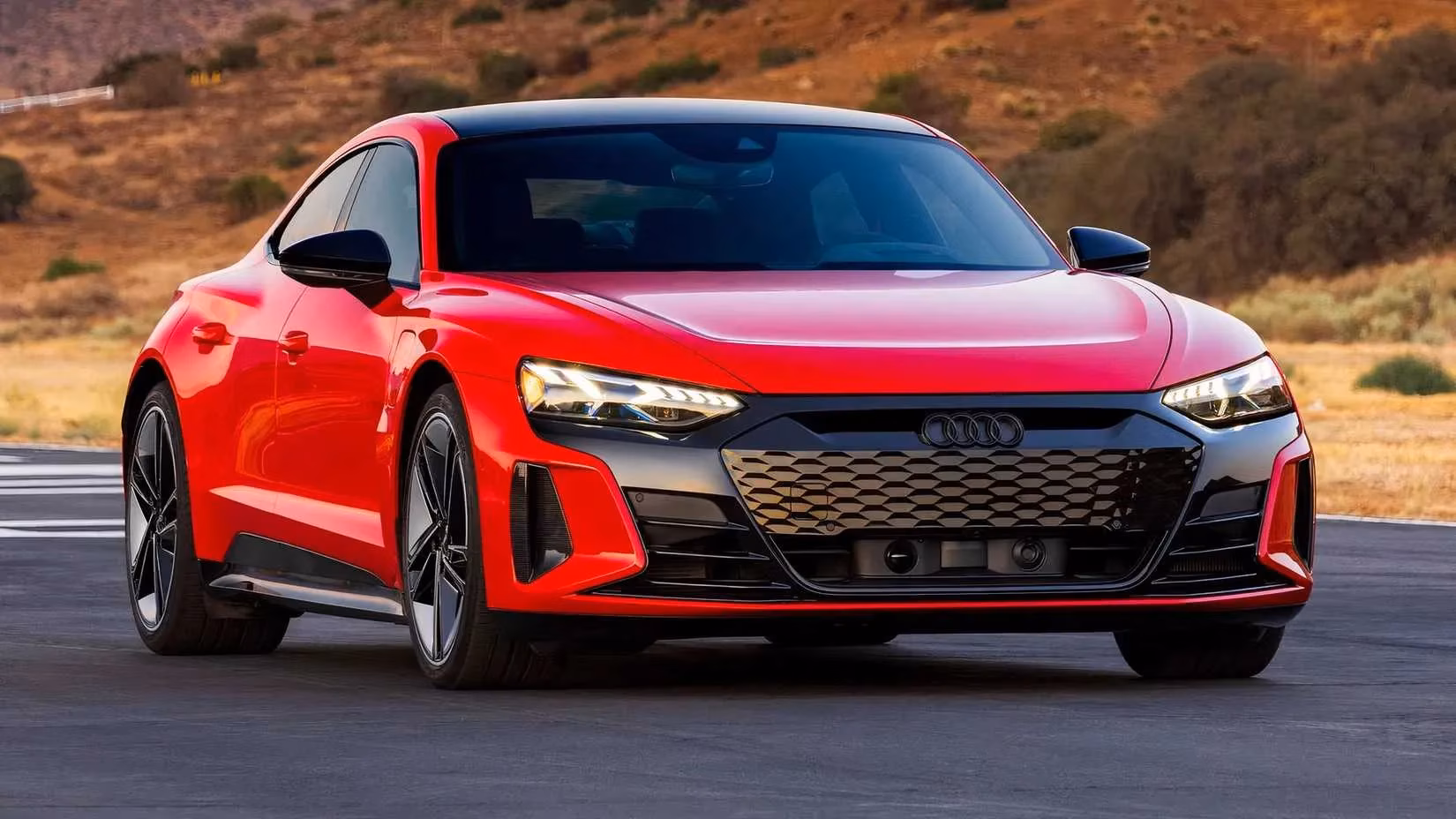 used-sports-sedans-that-beat-a-porsche-911-for-less-image-7