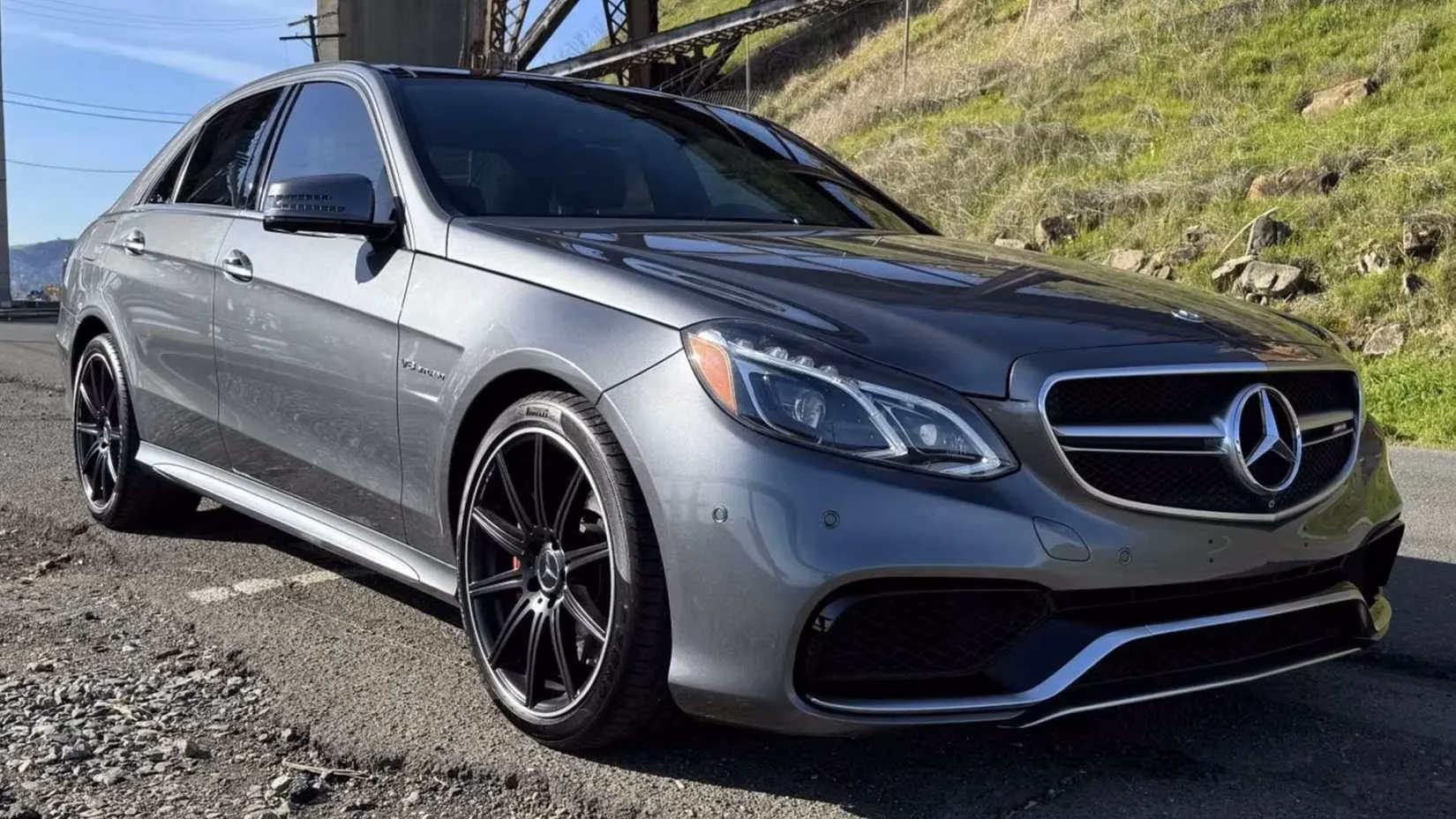 8-used-sedans-faster-than-a-supercar-for-half-the-price-image-6
