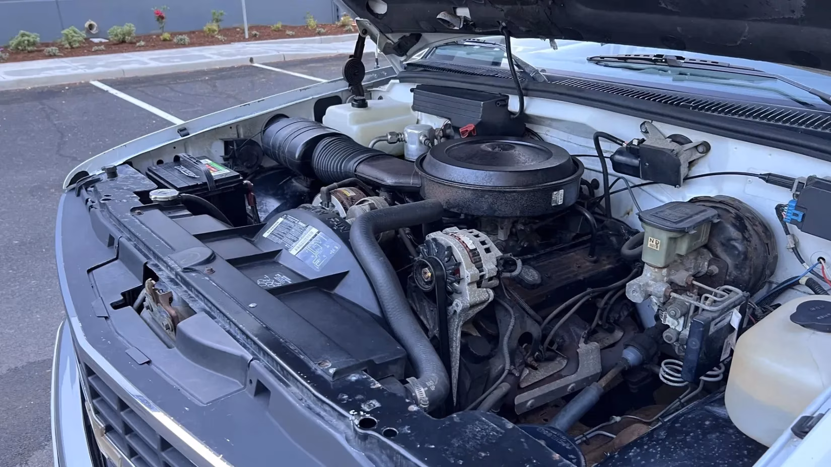 10-legendary-1990s-pickup-trucks-that-still-dominate-roads-today-image-4