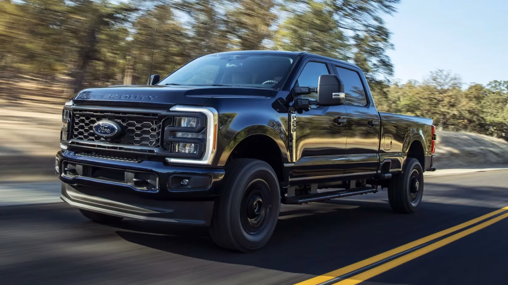 ford-f-series-in-2026-still-the-truck-king-still-counting-wins-image-1