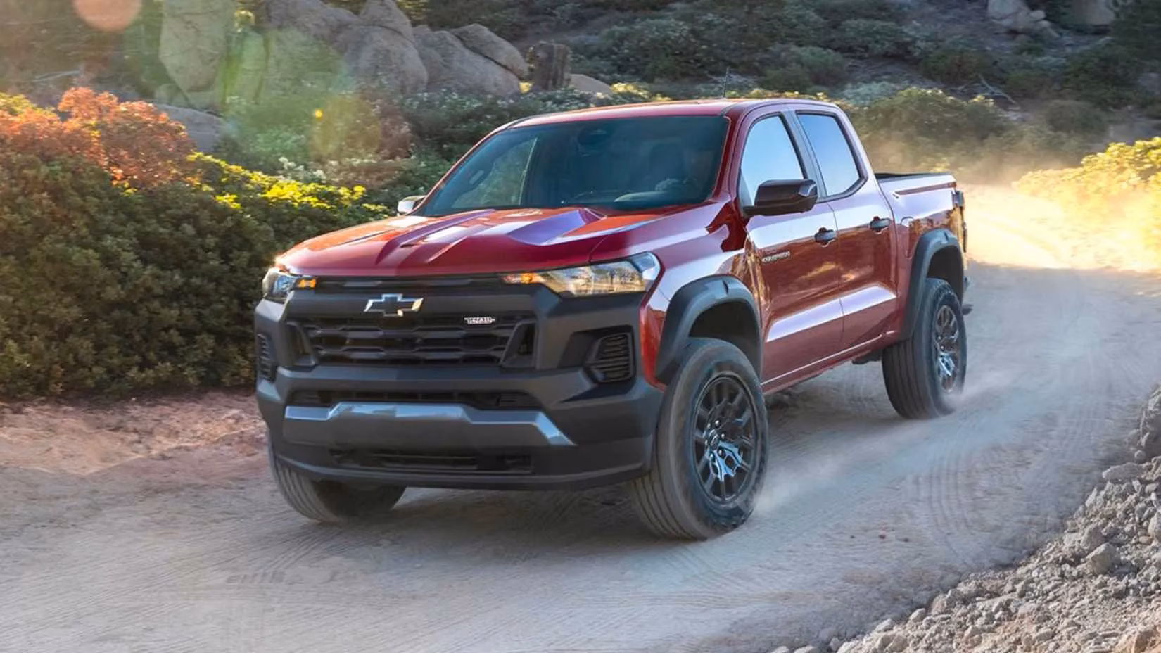 honda-ridgeline-vs-chevy-colorado-2024-ultimate-midsize-truck-faceoff-image-1