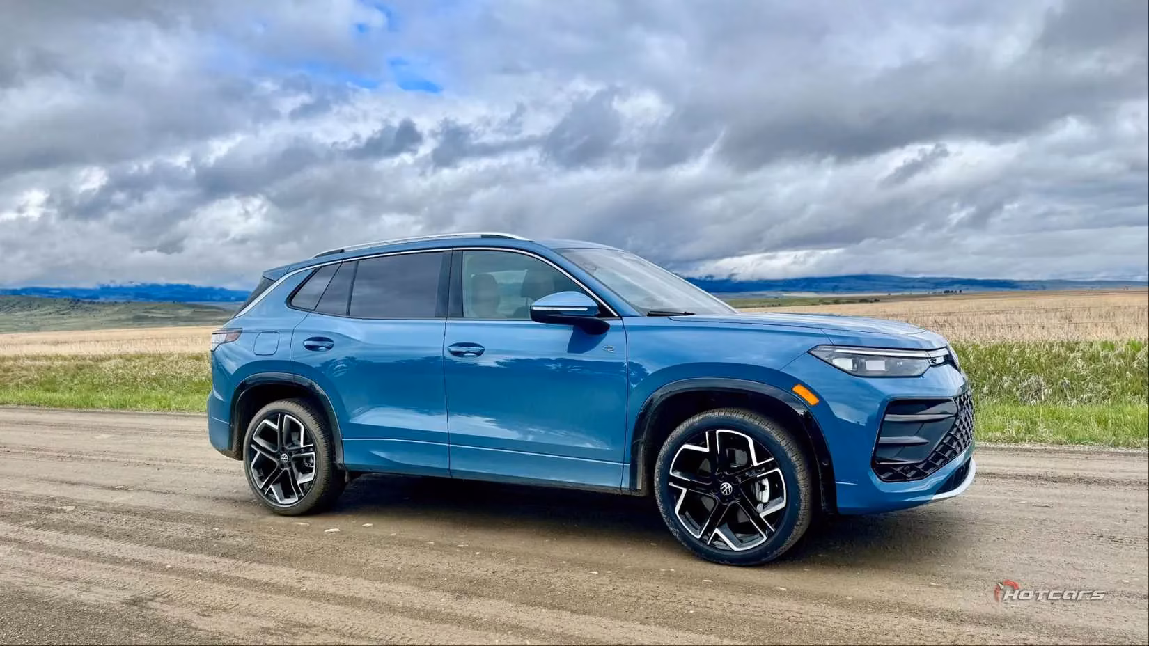 omg-you-guys-i-got-the-inside-scoop-on-the-buzz-awards-2026-nominees-image-20