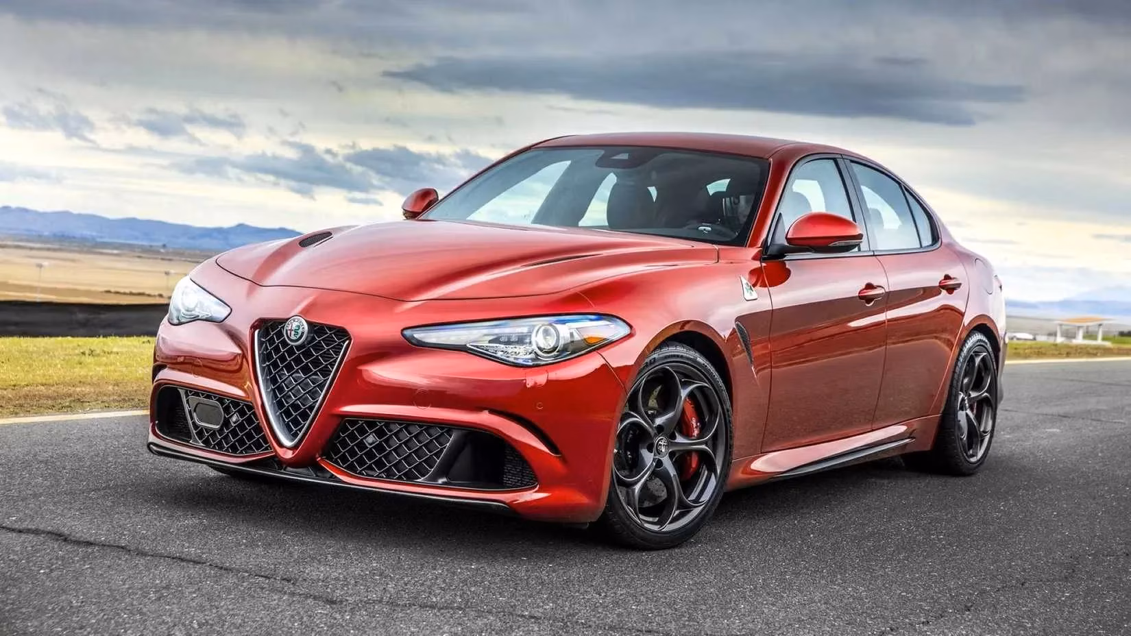 8-used-sedans-faster-than-a-supercar-for-half-the-price-image-1