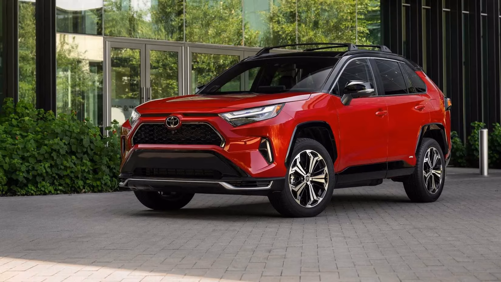 the-rise-of-hybrid-suvs-why-these-underrated-powerhouses-are-the-future-image-6