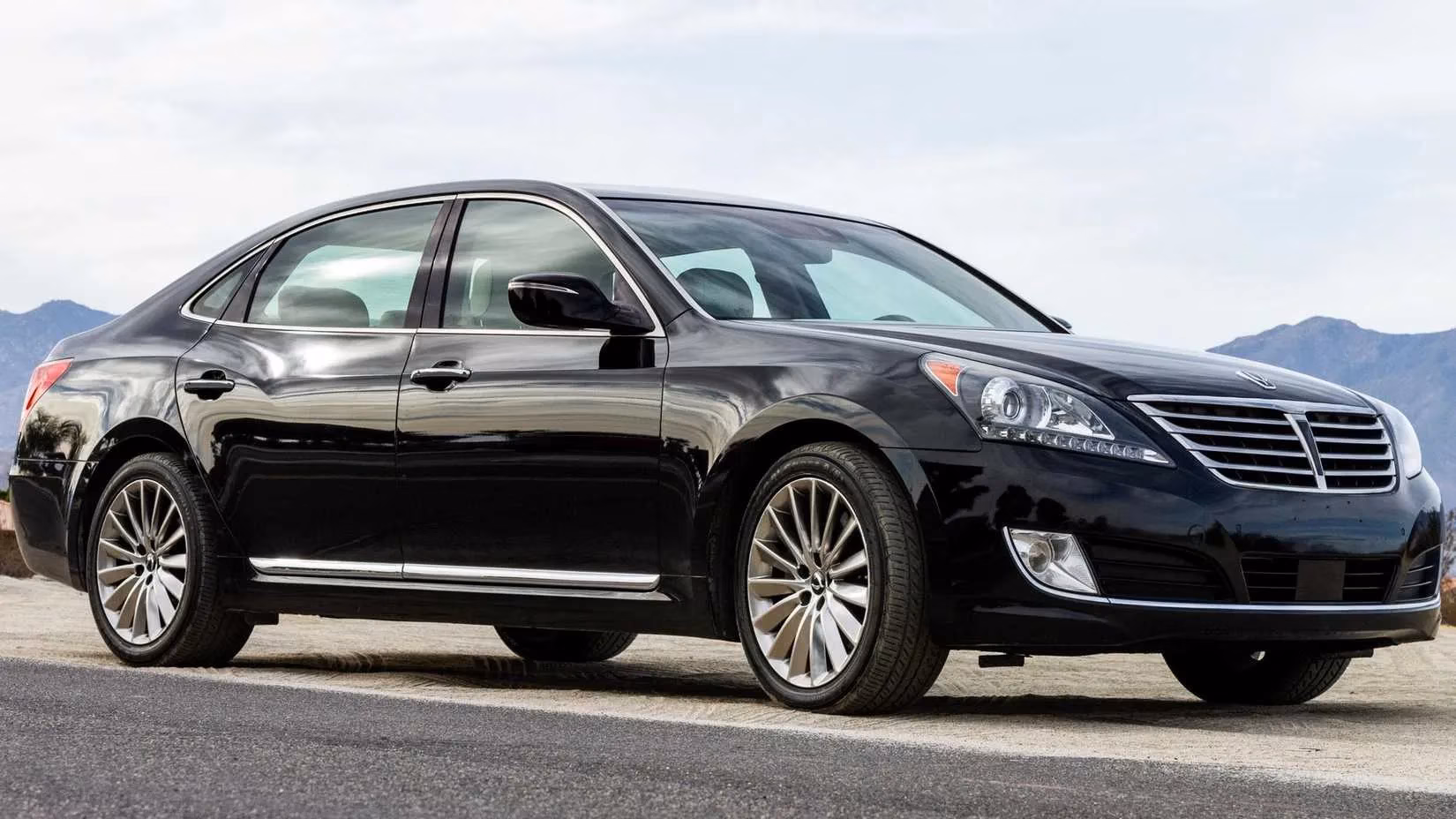 10-sleeper-sedans-that-are-fast-reliable-and-cheap-to-maintain-in-2026-image-1