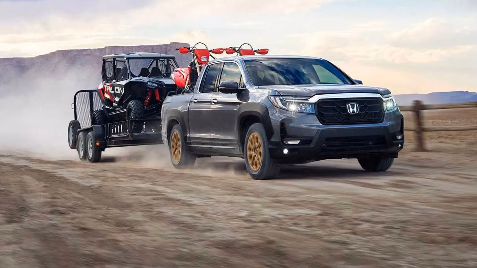 2025-compact-truck-duel-honda-ridgeline-vs-hyundai-santa-cruz-image-0