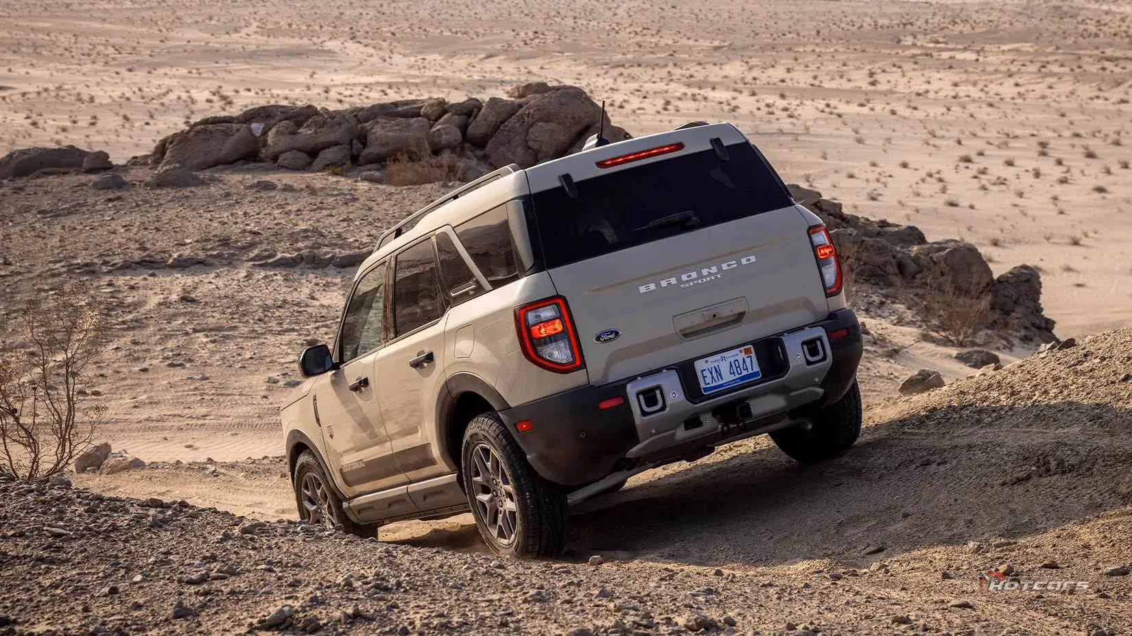 2025-ford-bronco-sport-sasquatch-daily-comfort-with-serious-off-road-grit-image-1