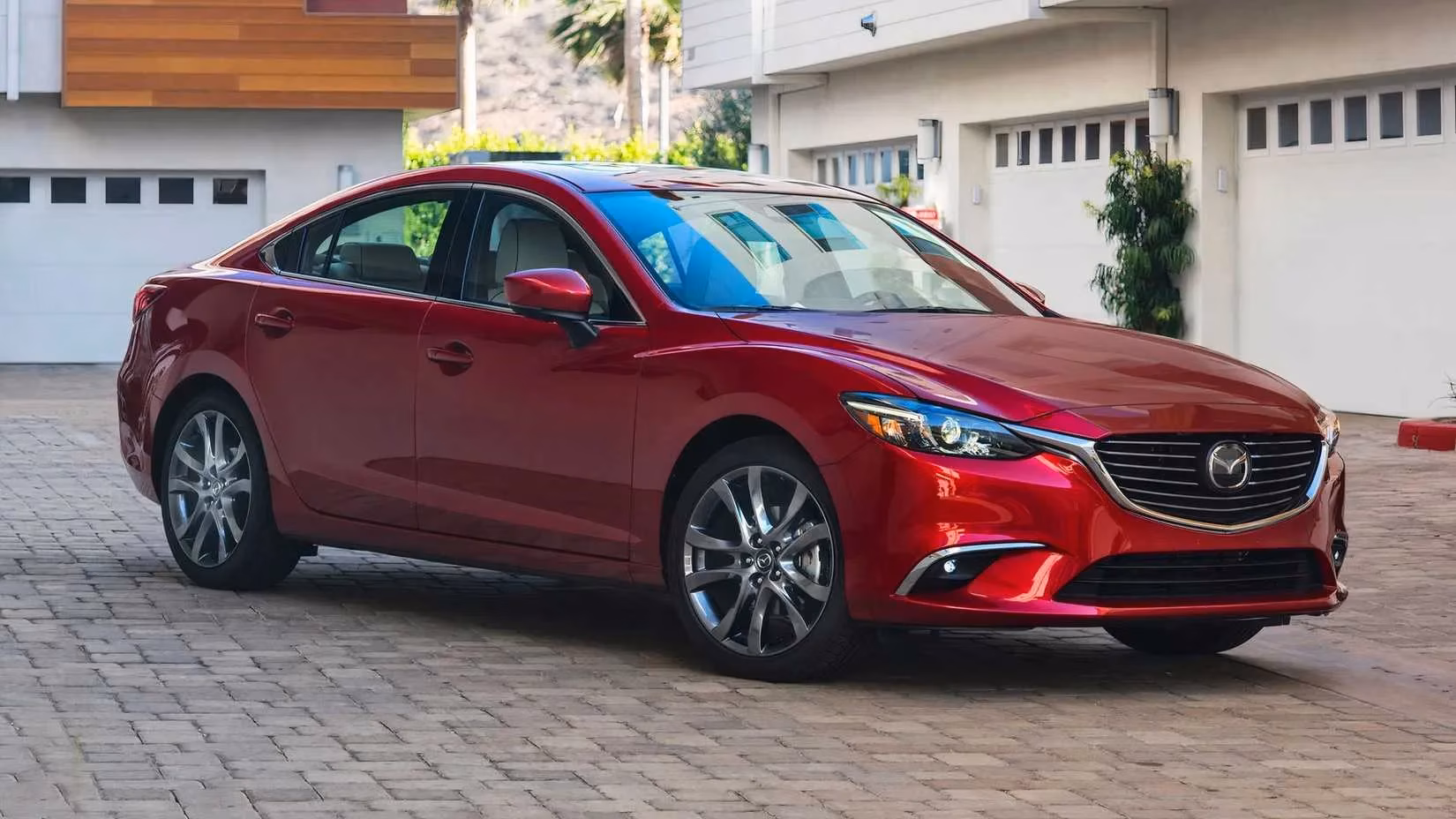 the-ultimate-guide-to-unbeatable-sleeper-cars-for-families-in-2026-image-6