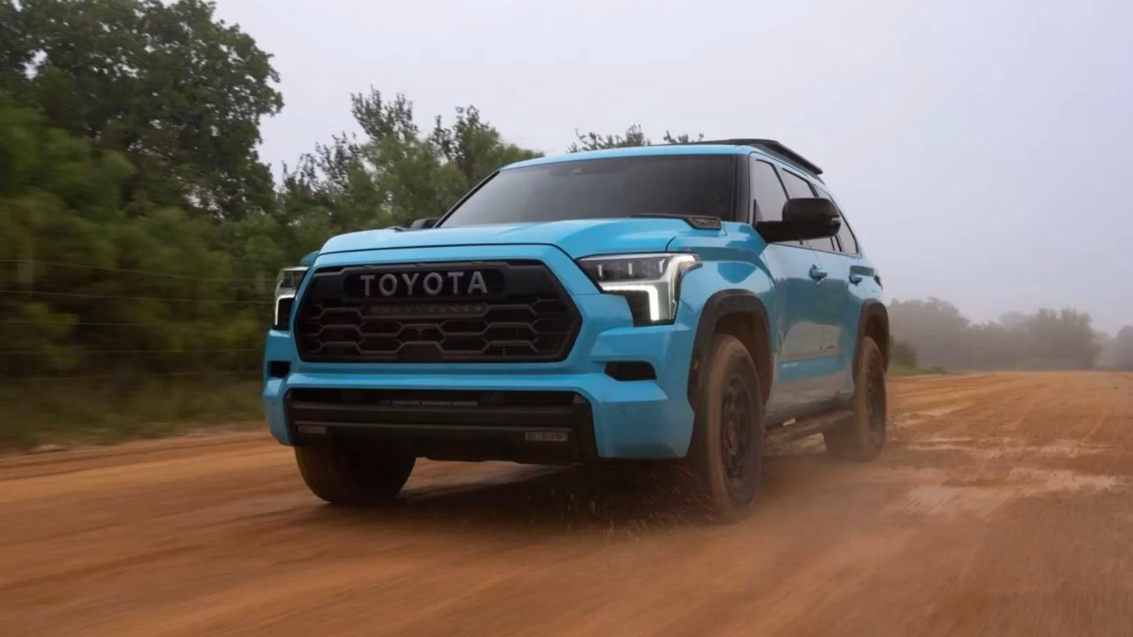 my-250000-mile-journey-why-the-2025-toyota-sequoia-is-the-ultimate-unkillable-suv-image-1