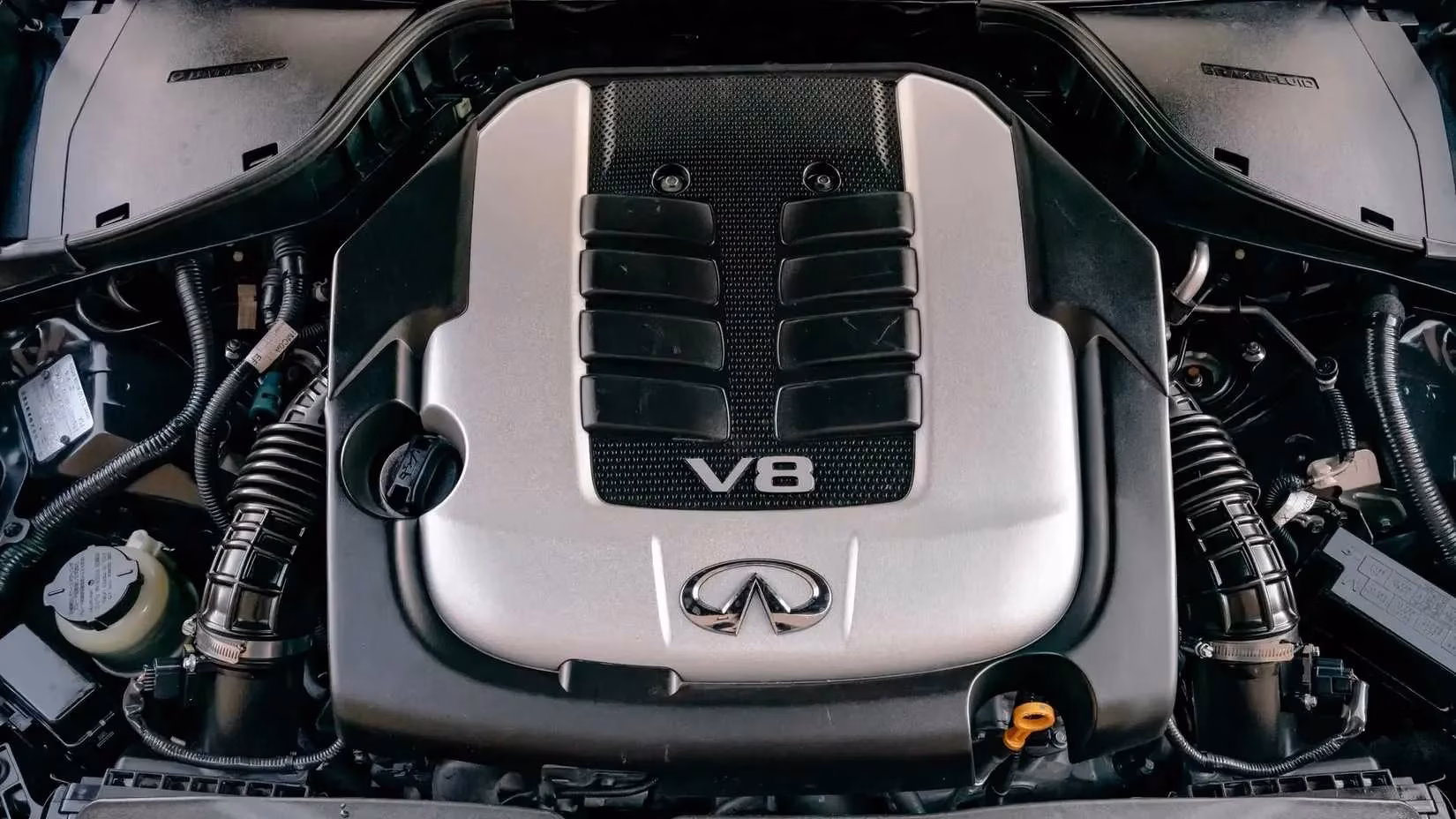 the-forgotten-japanese-v8-sedan-that-still-gaps-muscle-cars-image-1