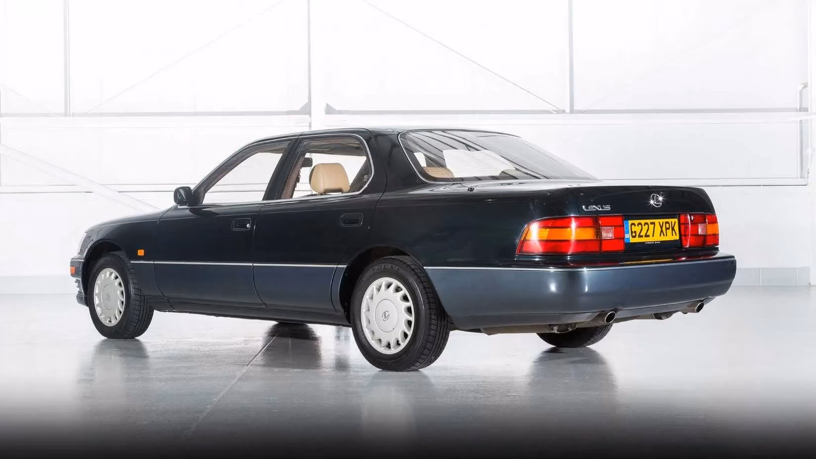 the-lexus-ls400-the-unbeatable-affordable-legend-that-makes-my-lunch-break-dreams-come-true-image-2