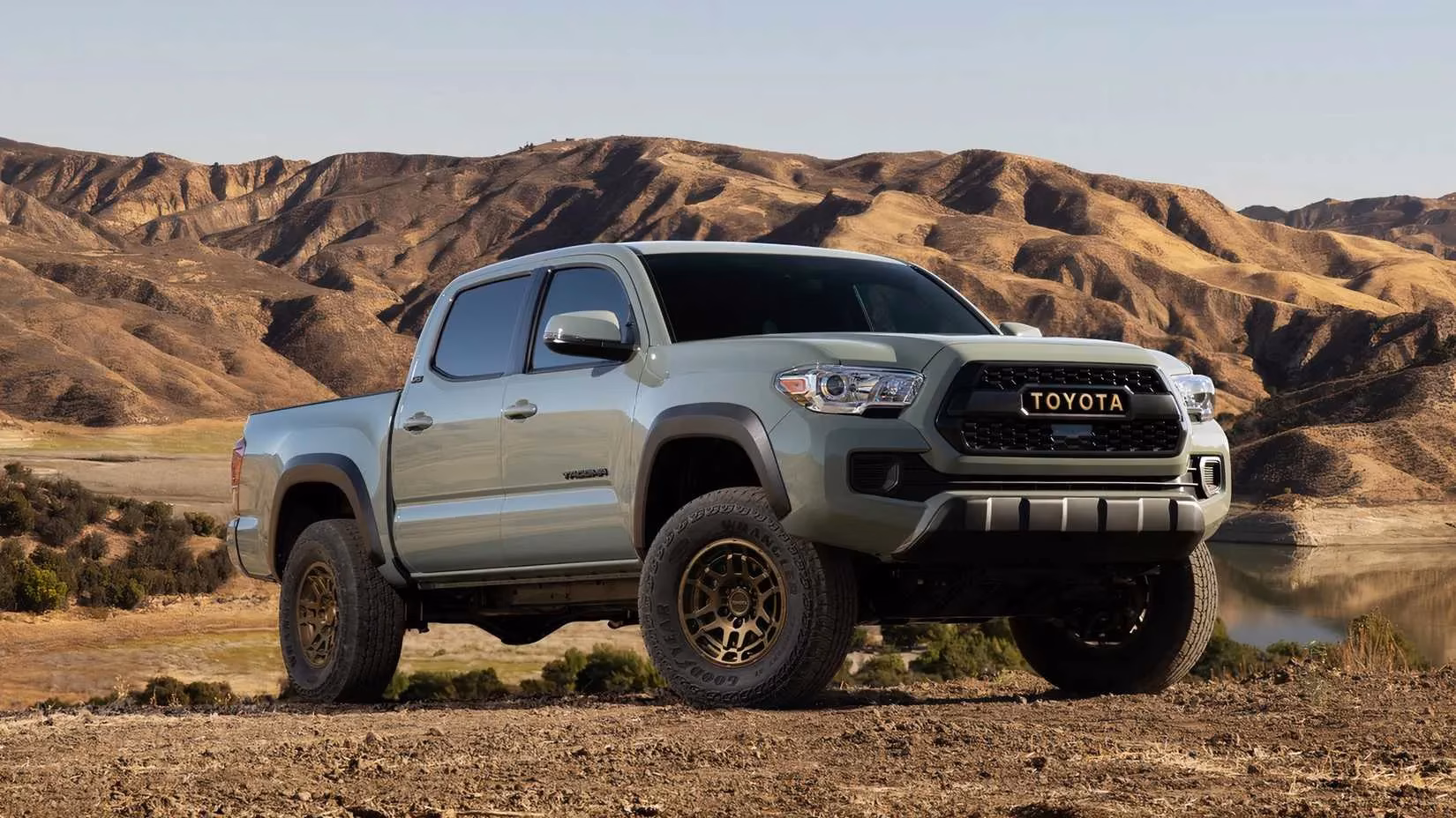 most-reliable-manual-pickup-trucks-that-still-outwork-modern-tech-in-2026-image-0