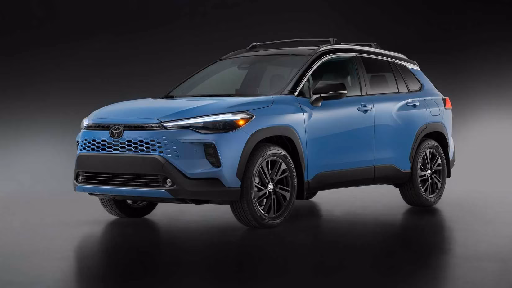 2026-toyota-corolla-cross-gains-hybrid-muscle-polished-tech-and-a-dual-personality-look-image-1